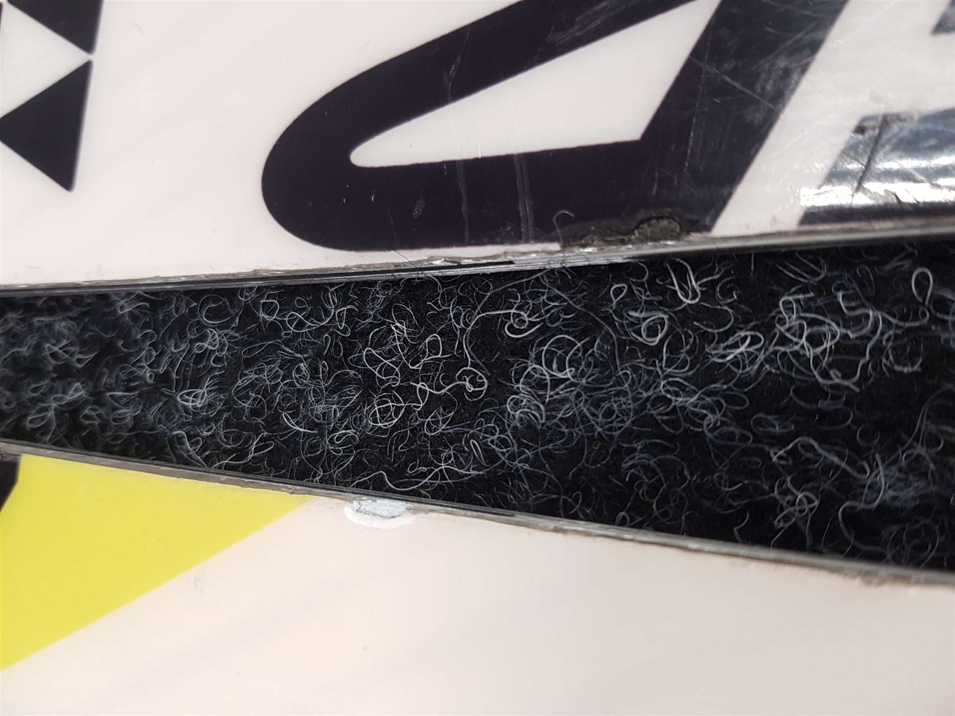 Použité lyže FISCHER RC4 Worldcup Aircarbon Ti  + viazanie Fischer RC4 Z11