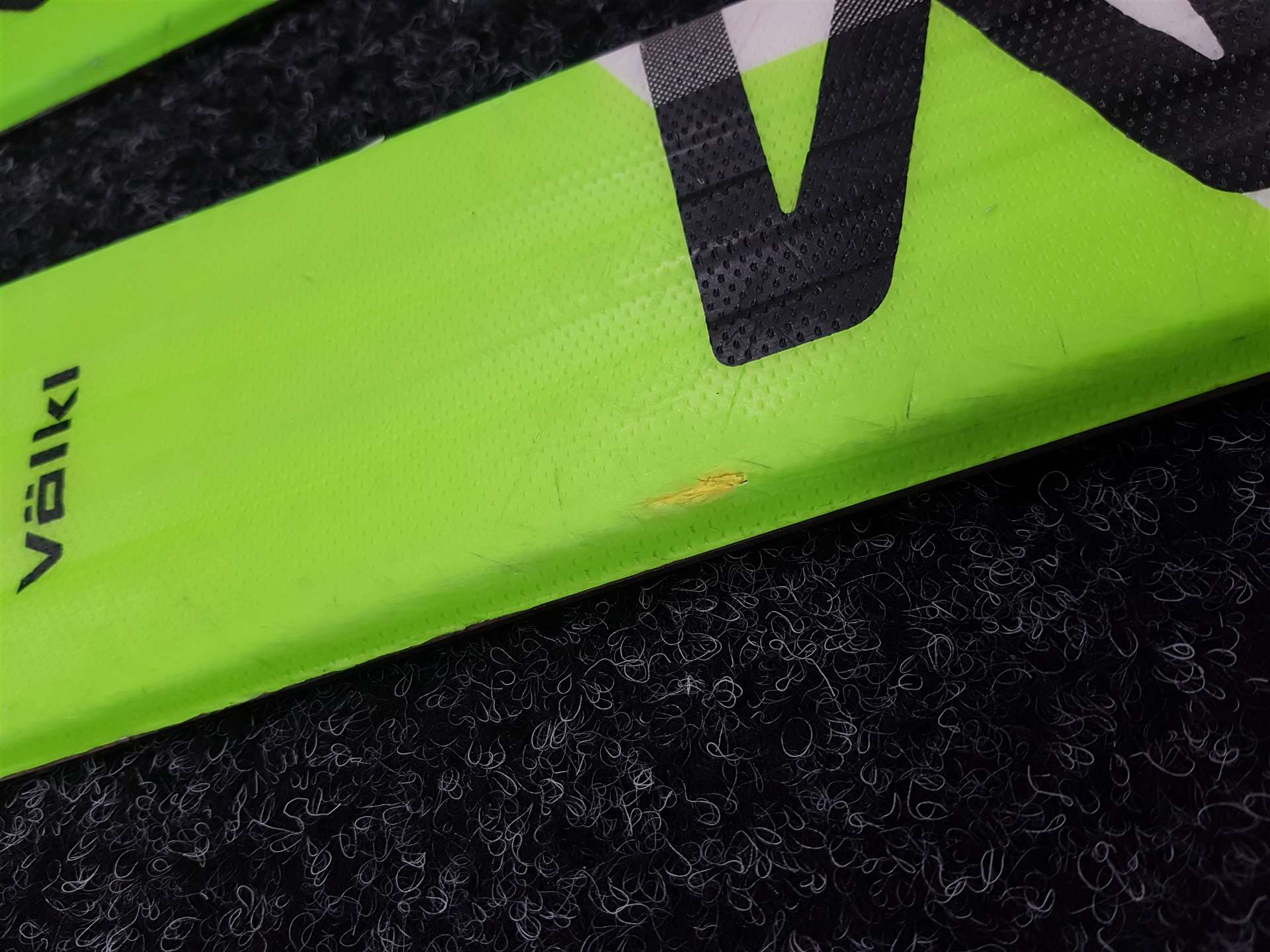 Použité lyže VOLKL RTM 7.4 + viazanie Marker FDT 10