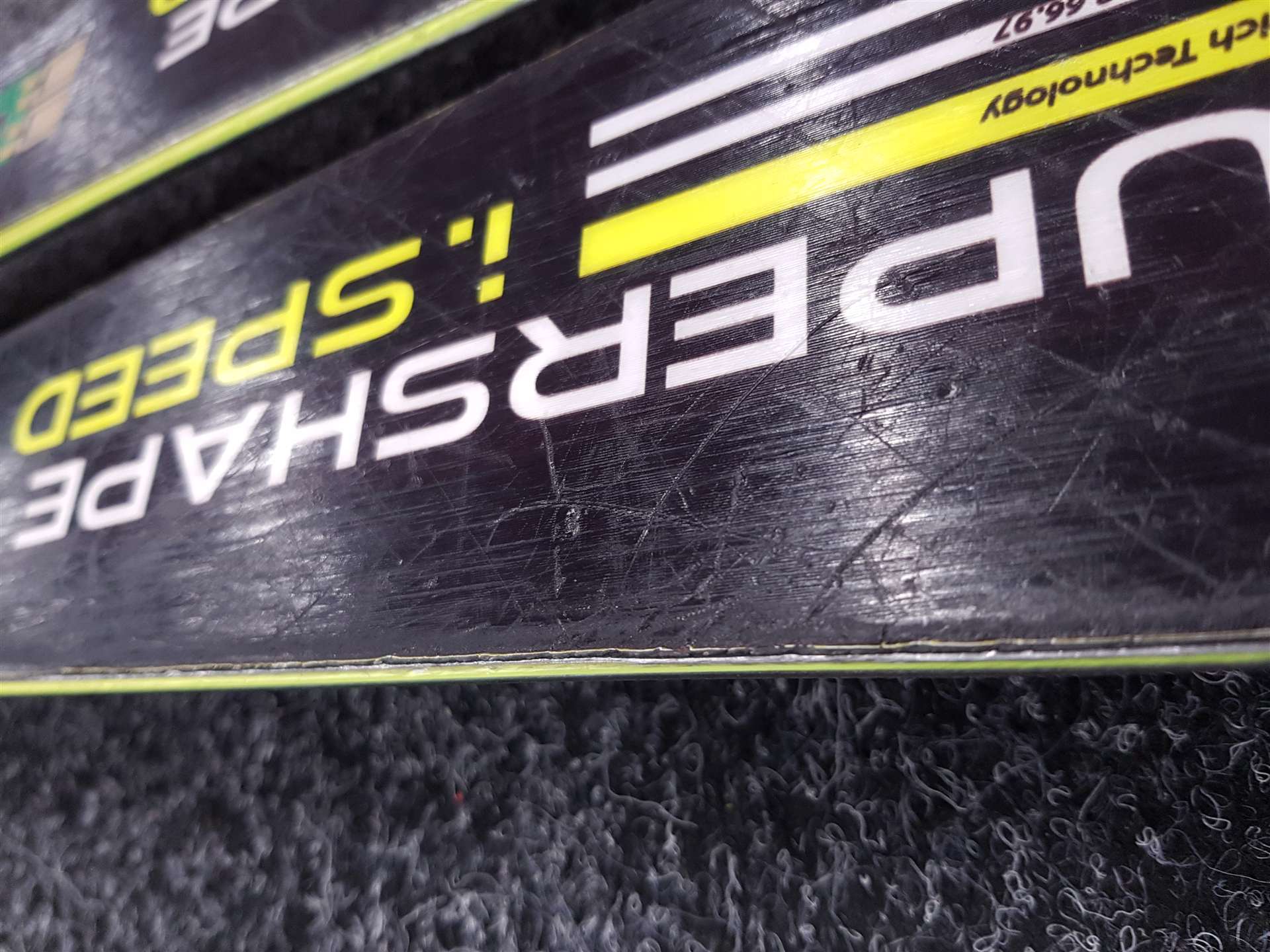 Použité lyže HEAD i.Speed Era 3.0 S Kers + viazanie Head PRX 12