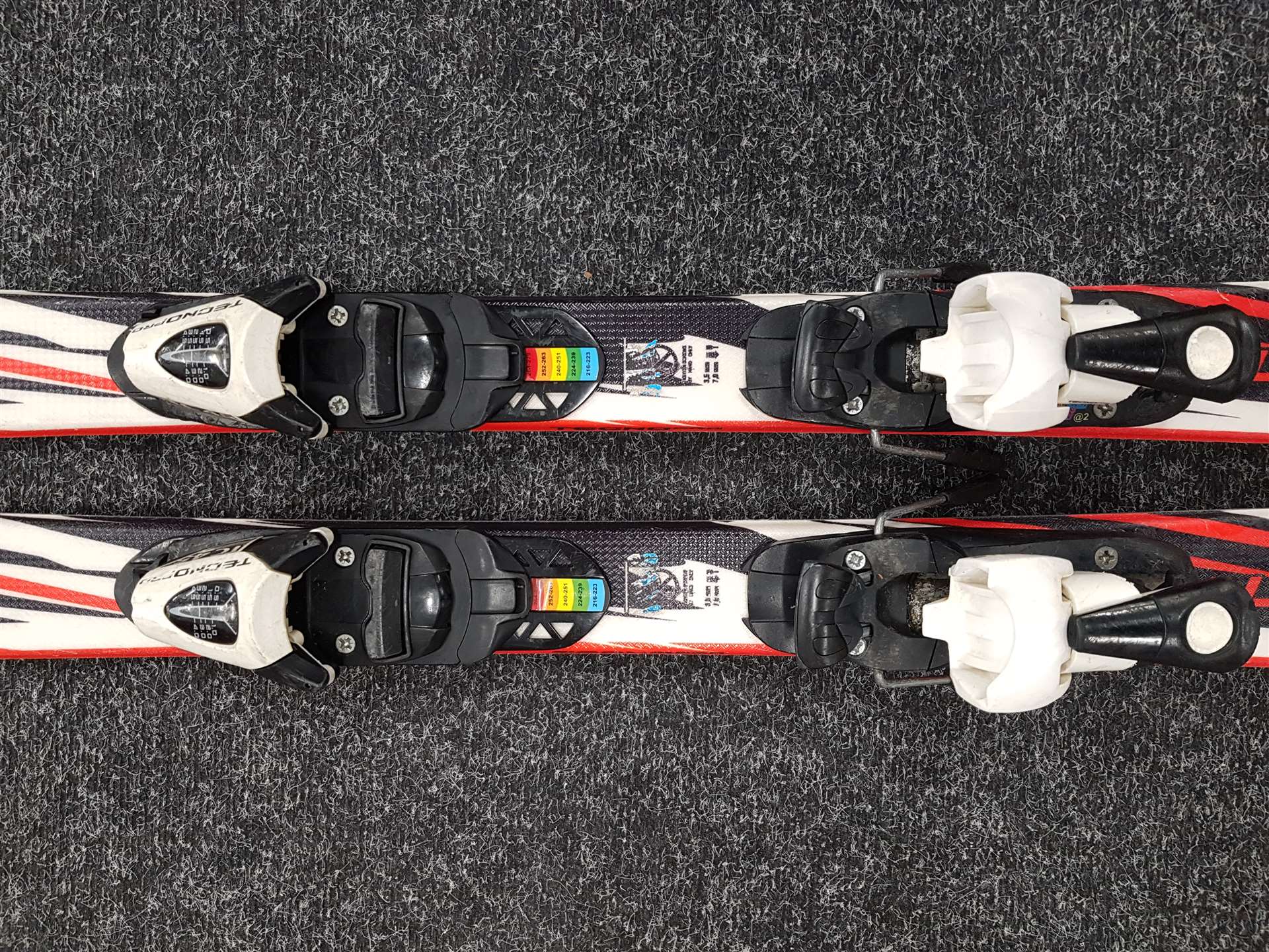 Použité lyže TECNOPRO  XT TEAM