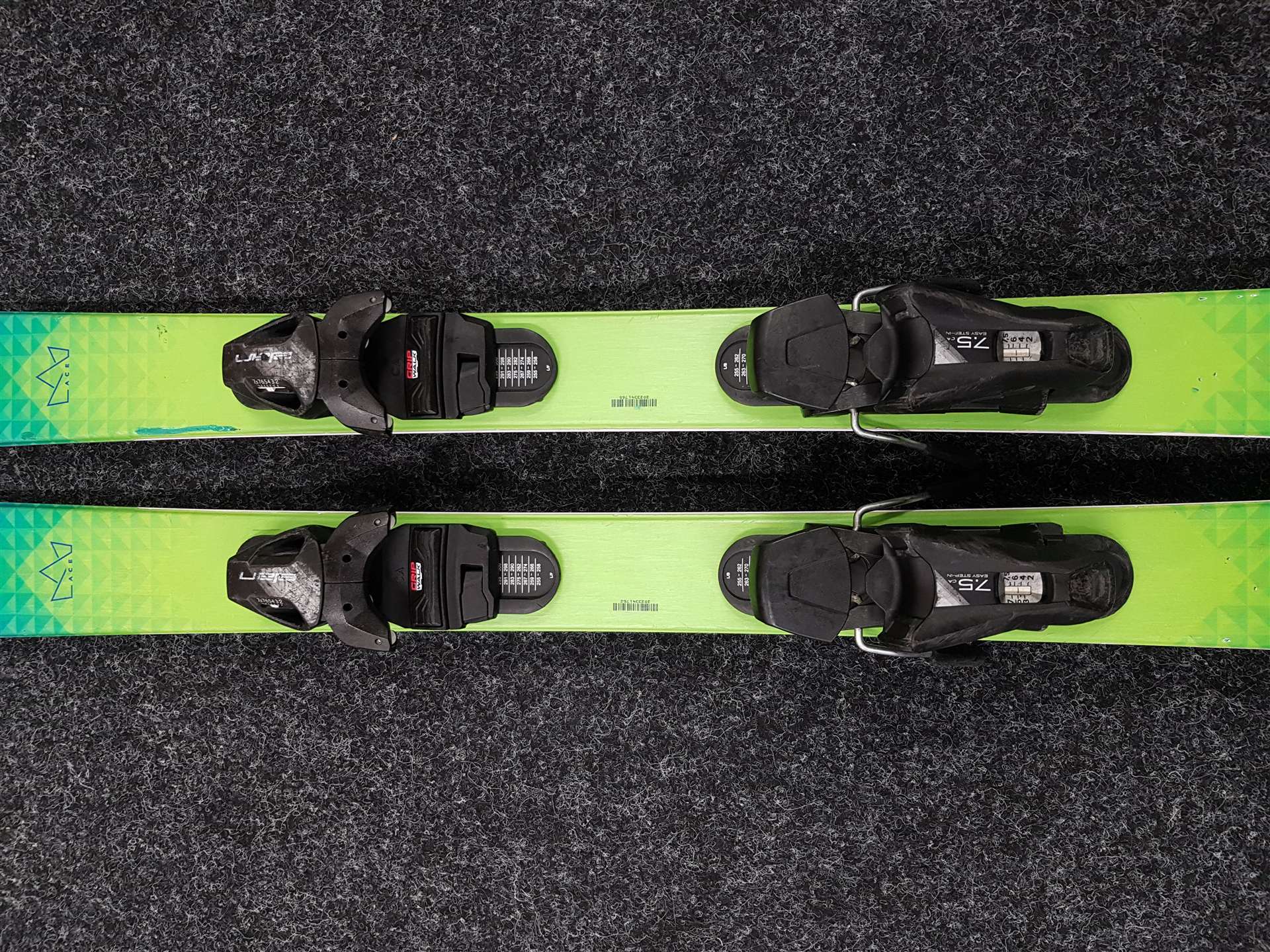 Použité lyže ELAN Ace RC 140 + viazanie Elan ES 7.5