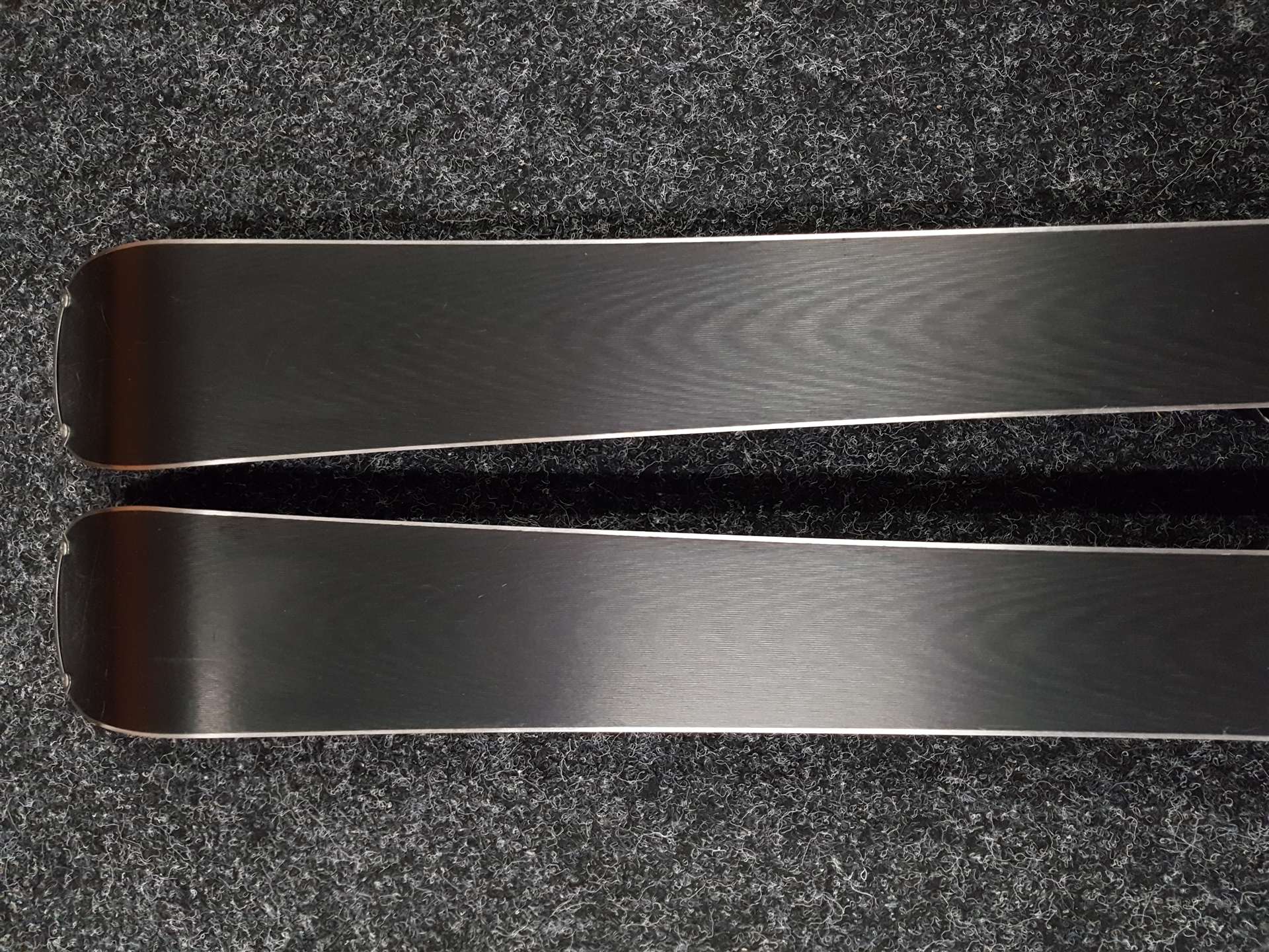 Použité lyže ELAN Ace RC 140 + viazanie Elan ES 7.5
