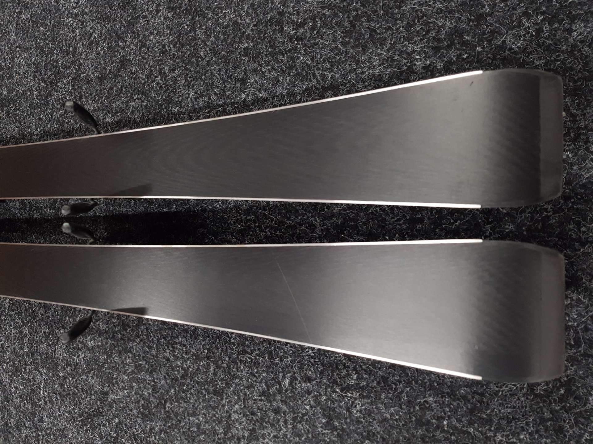 Použité lyže ELAN Ace RC 140 + viazanie Elan ES 7.5