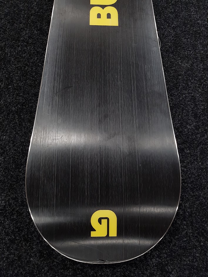 Použitý snowboard BURTON Progression + viazanie Burton veľkosť M