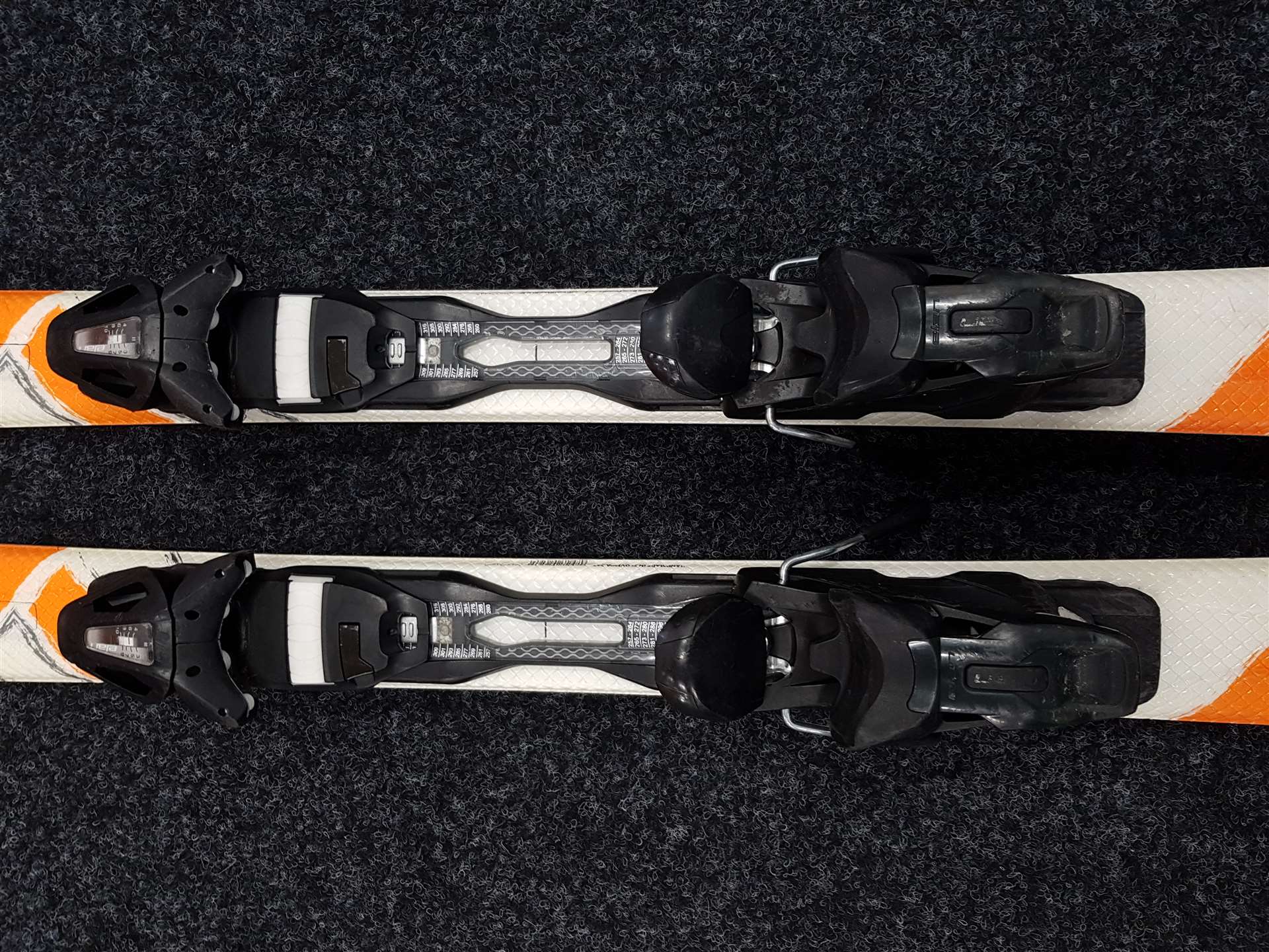 Použité lyže ELAN Exar Vidia  + viazanie Elan 10