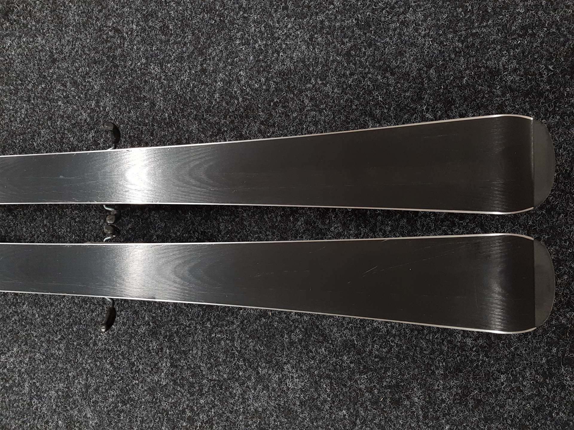 Použité lyže ELAN Exar GX + viazanie Elan EL 10