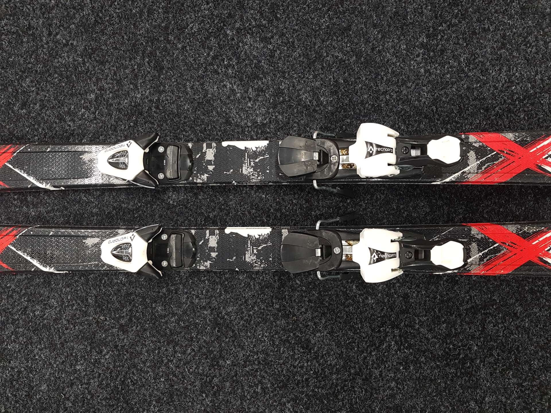 Použité lyže TECNOPRO XT Team + viazanie Tecnopro7,5