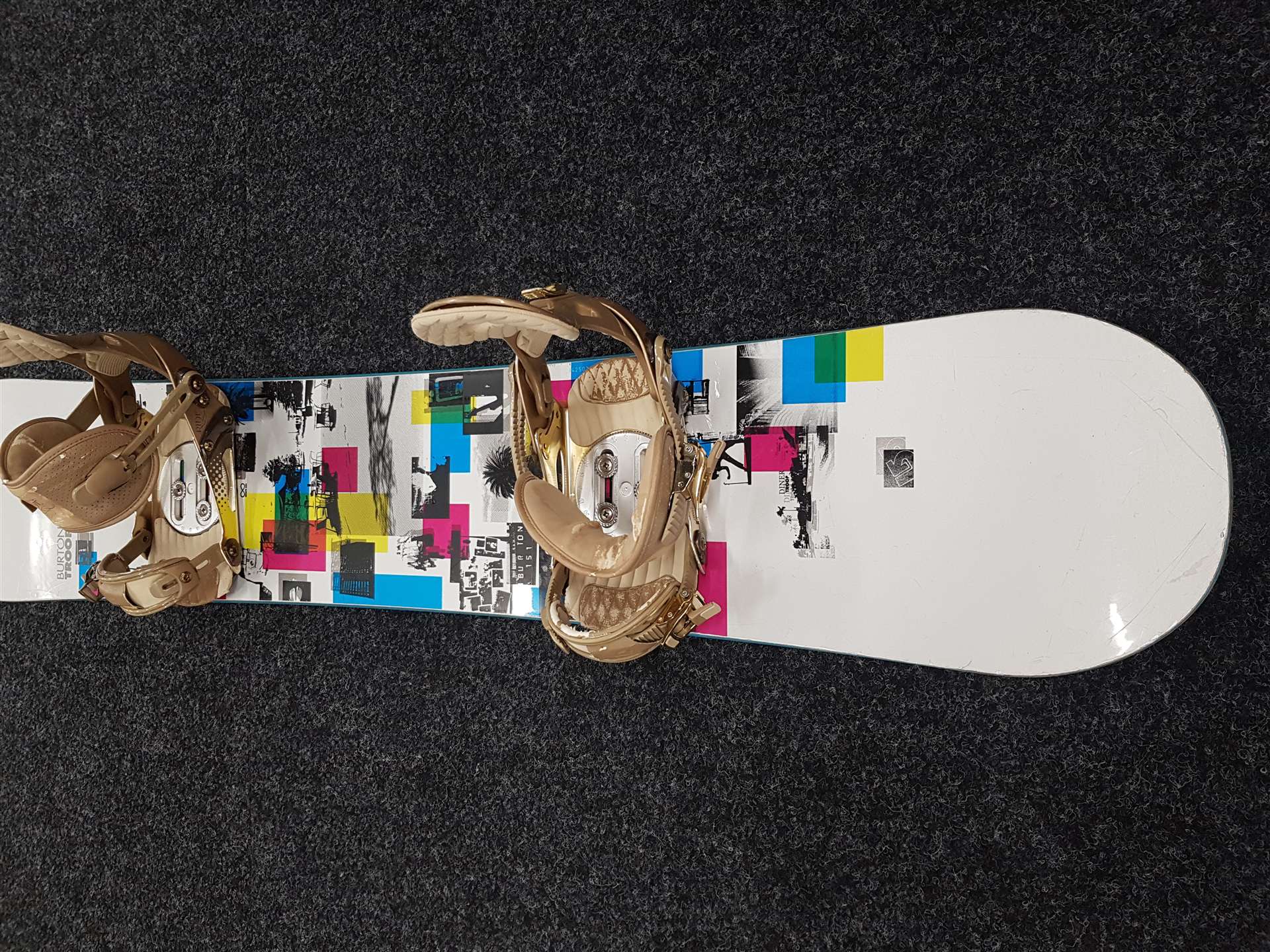 Použitý snowboard BURTON Troop  + viazanie Ride veľkosť M