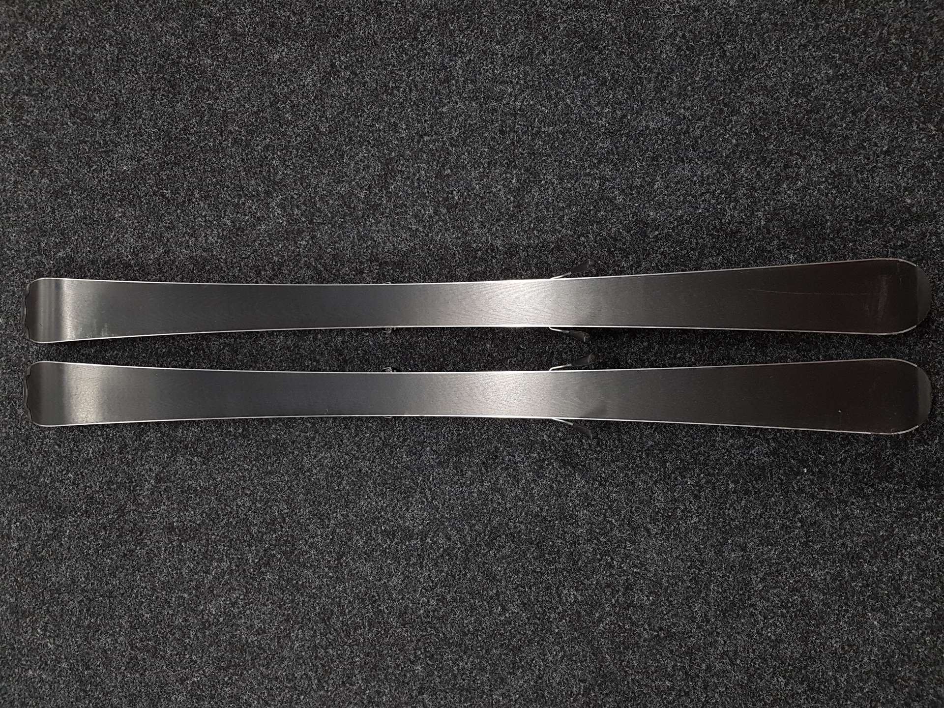 Použité lyže HEAD Supershape Team + viazanie Head Easy 7.5