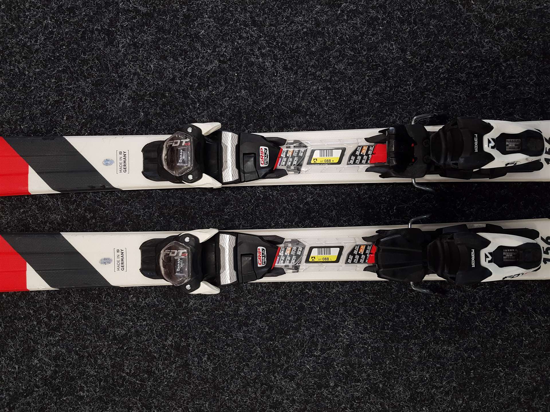 Použité lyže VOLKL DEACON 7.4 + viazanie Marker FDT 10