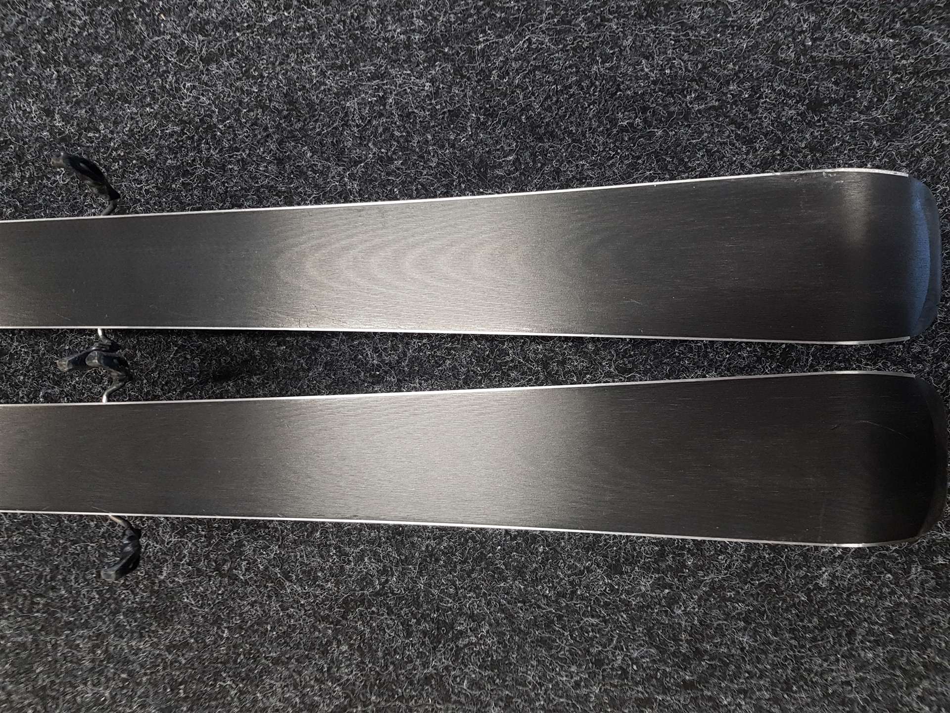 Použité lyže VOLKL DEACON 7.4 + viazanie Marker FDT 10