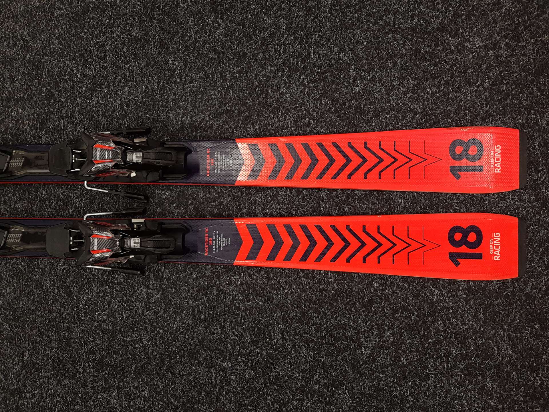 Použité lyže VOLKL Racetiger RC 18 + viazanie Marker Motion 12.0