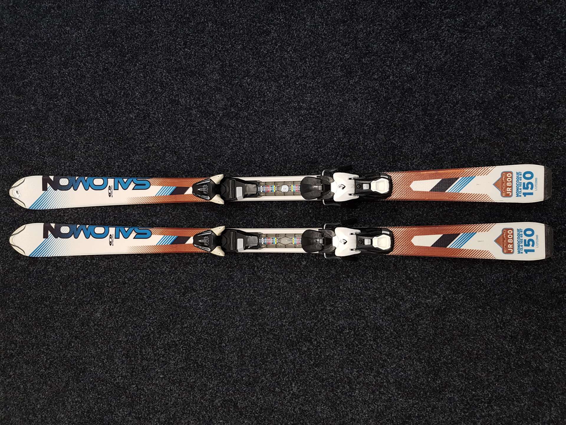 Použité lyže SALOMON Enduro JR 800  + viazanie Salomon L 7