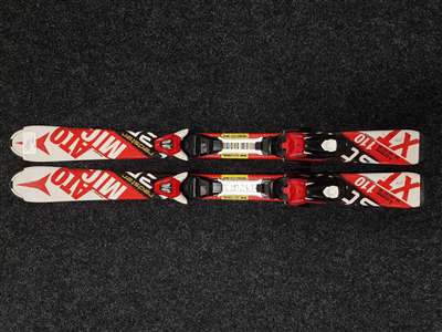 Použité detské lyže ATOMIC Redster XT + viazanie Atomic XTE 45