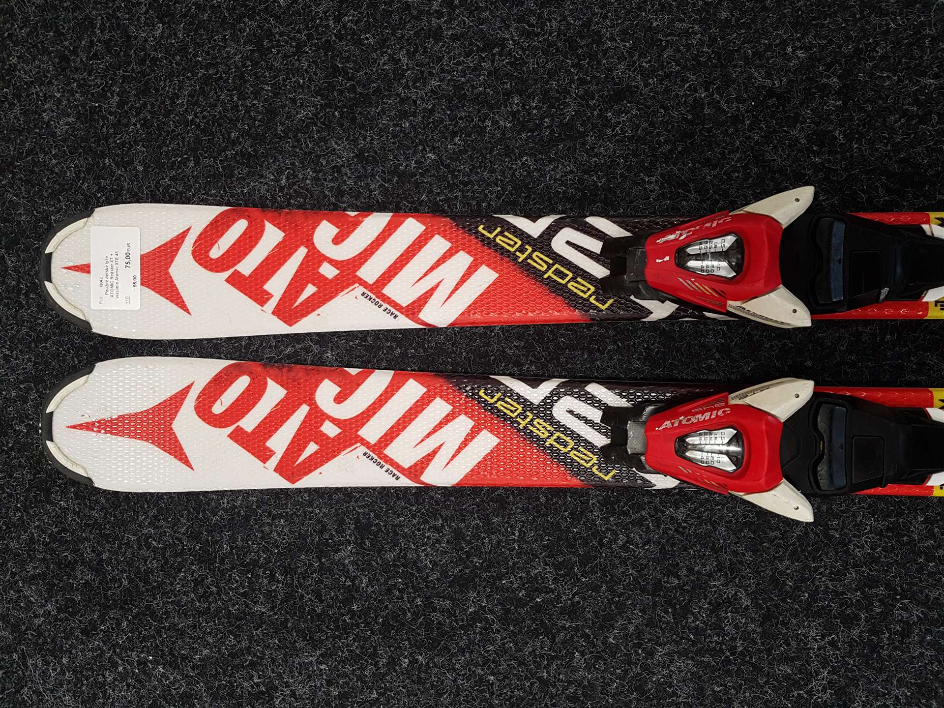 Použité detské lyže ATOMIC Redster XT + viazanie Atomic XTE 45
