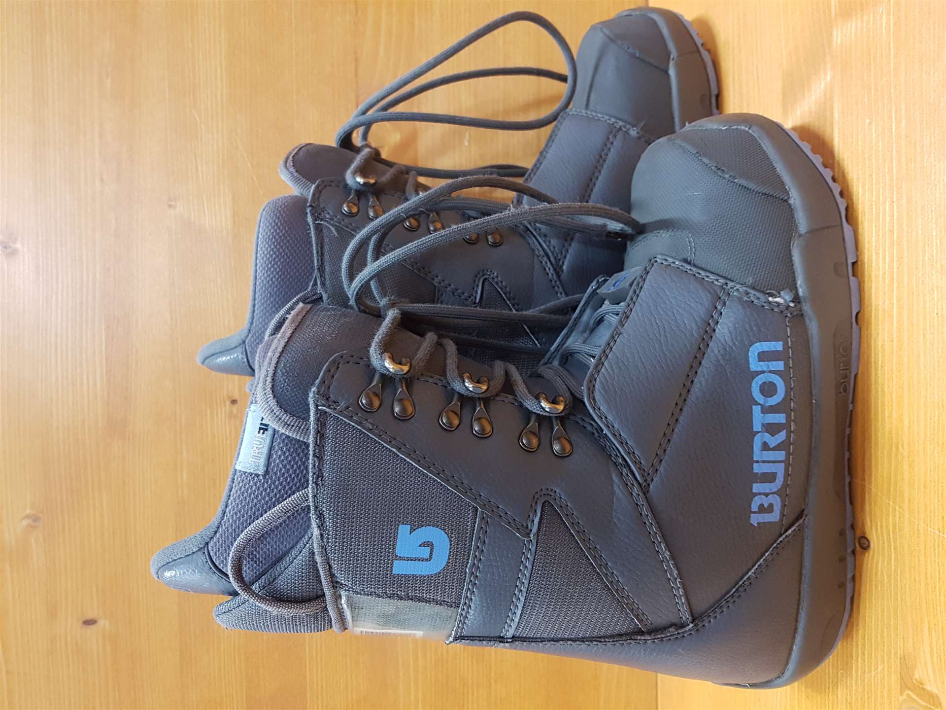 Použité snowboardové topánky BURTON Progression women