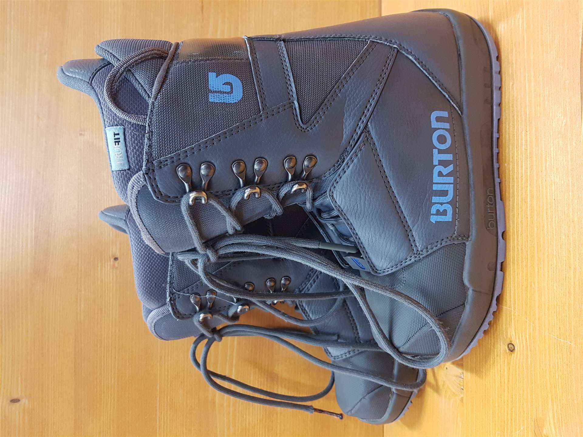 Použité snowboardové topánky BURTON Progression women