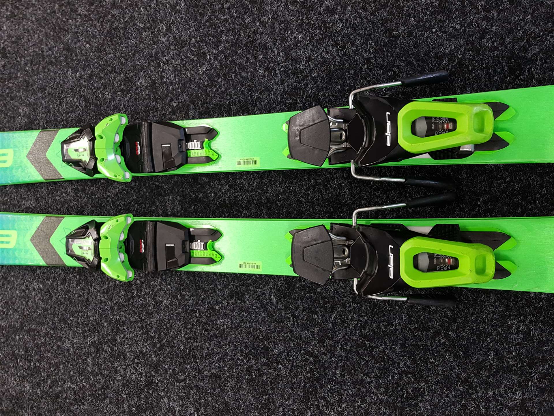 Použité lyže ELAN ACE SLX PRO + viazanie Elan ELS 11