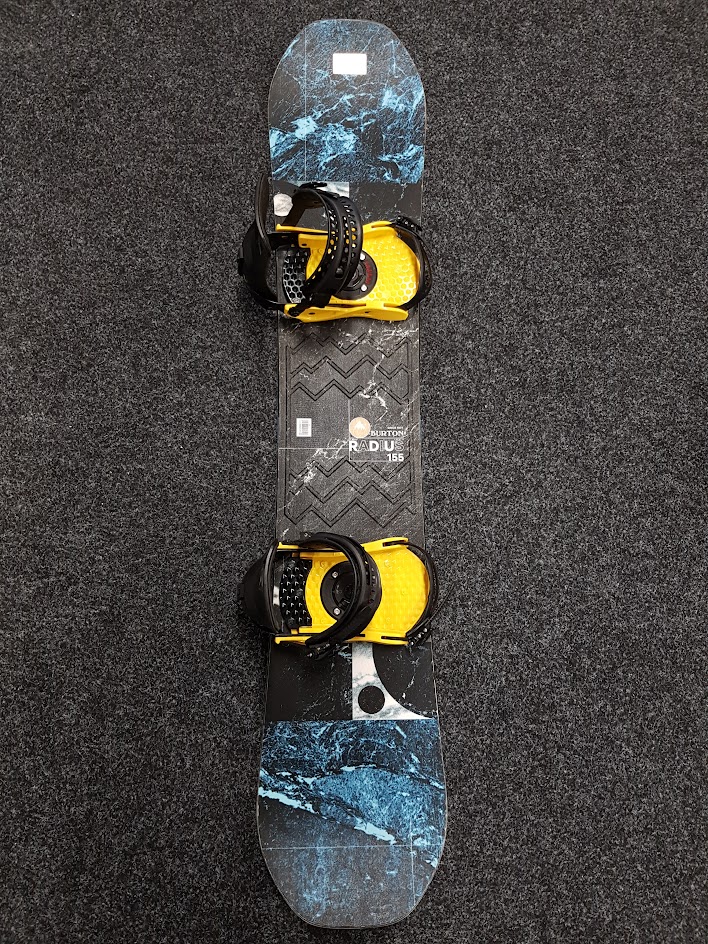 Použitý snowboard Burton Radius + viazanie Burton veľkosť L