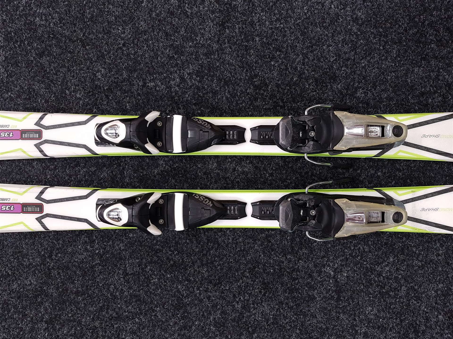 Použité lyže ROSSIGNOL  Pursuit + viazanie Rossignol Axium 11