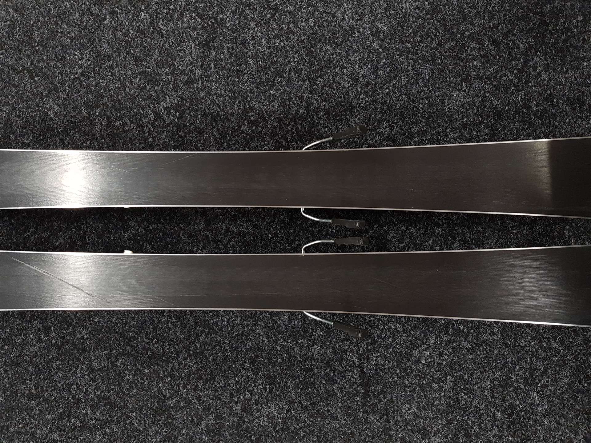 Použité lyže ROSSIGNOL  Pursuit + viazanie Rossignol Axium 11