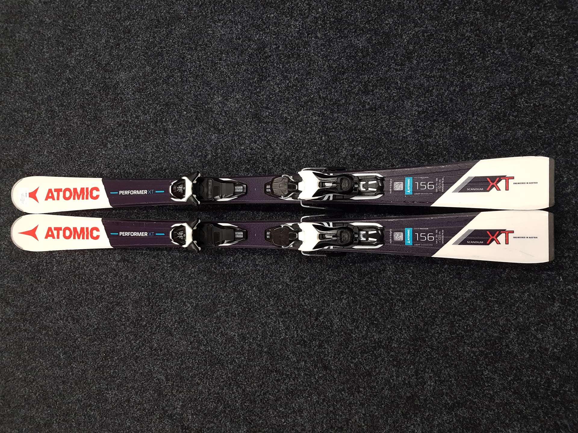 Použité lyže ATOMIC Performer XT + viazanie Atomic 10.0