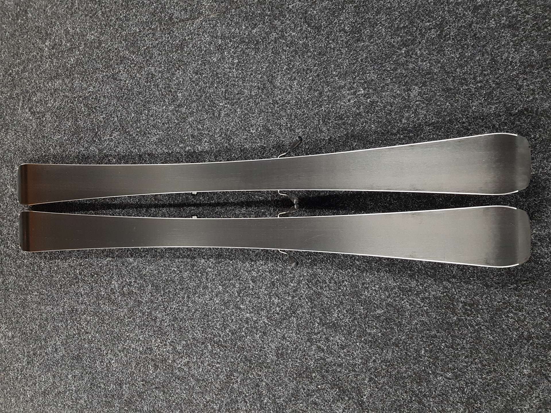 Použité lyže HEAD Shape 3.0 + viazanie Tyrolia 10