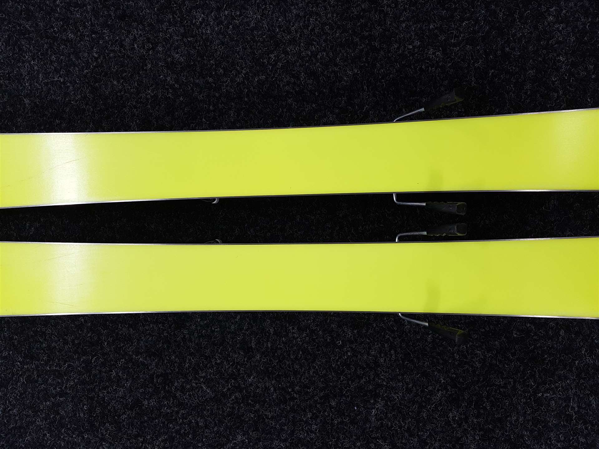 Použité lyže FISCHER The Curv RC4  + viazanie Fischer FJ 4