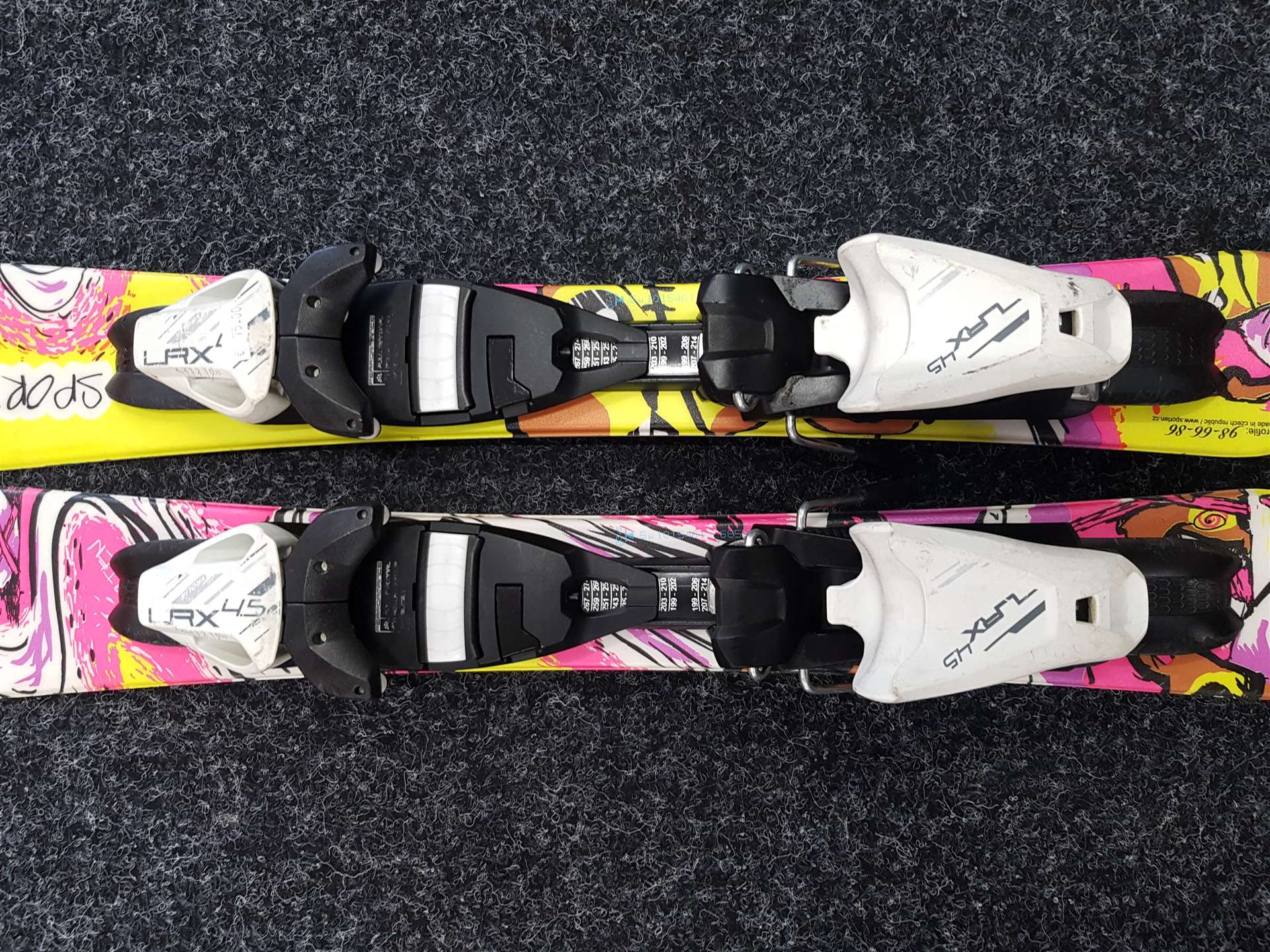 Použité detské lyže SPORTEN Bugaboo Girl + viazanie Tyrolia LRX 45