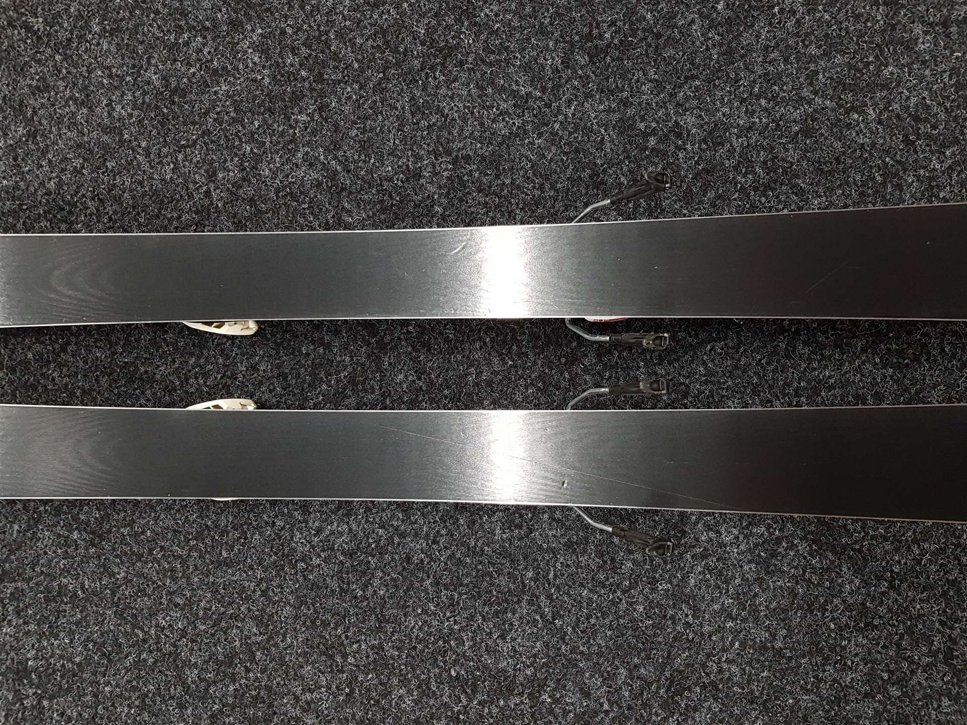 Použité lyže ATOMIC Maven + viazanie Atomic 5,5