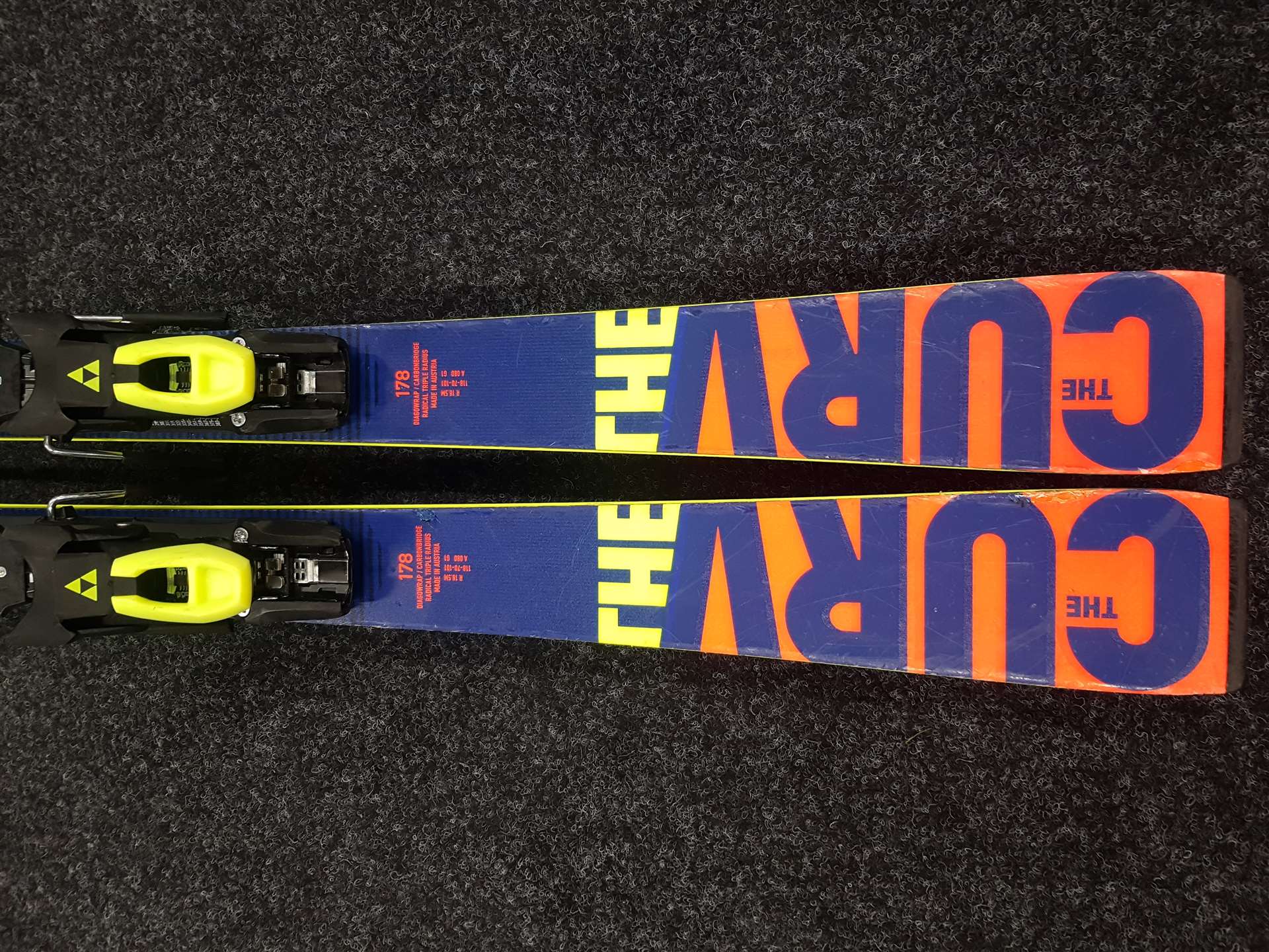 Použité lyže FISCHER The Curv RC4 + viazanie Fischer Z13