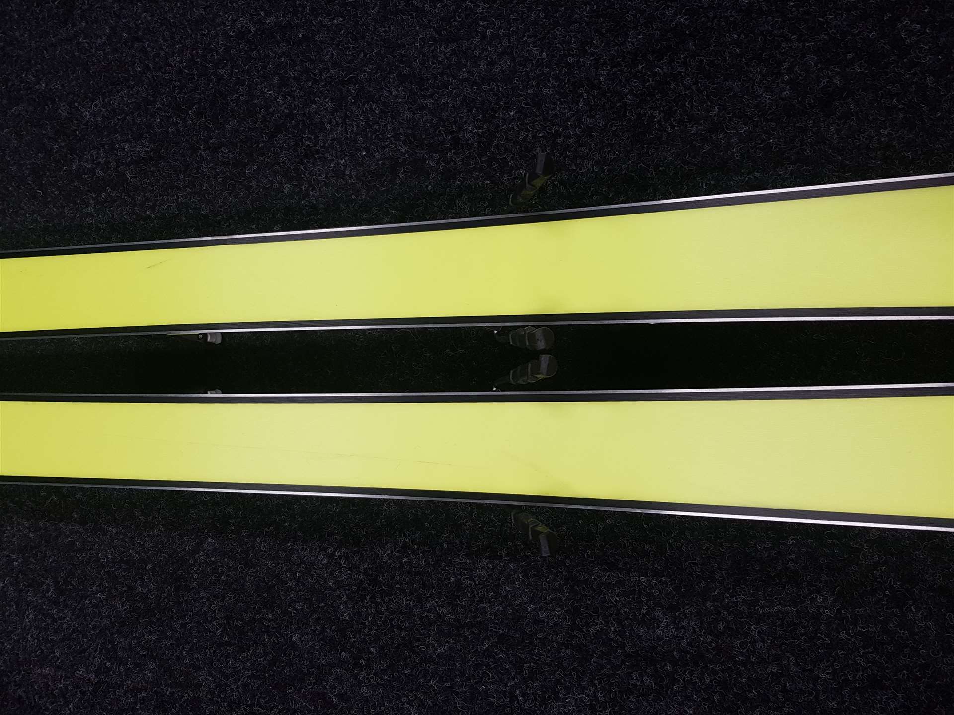 Použité lyže FISCHER The Curv RC4 + viazanie Fischer Z13