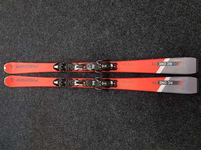 Použité lyže FISCHER RC ONE 73 + viazanie Fischer RS 10