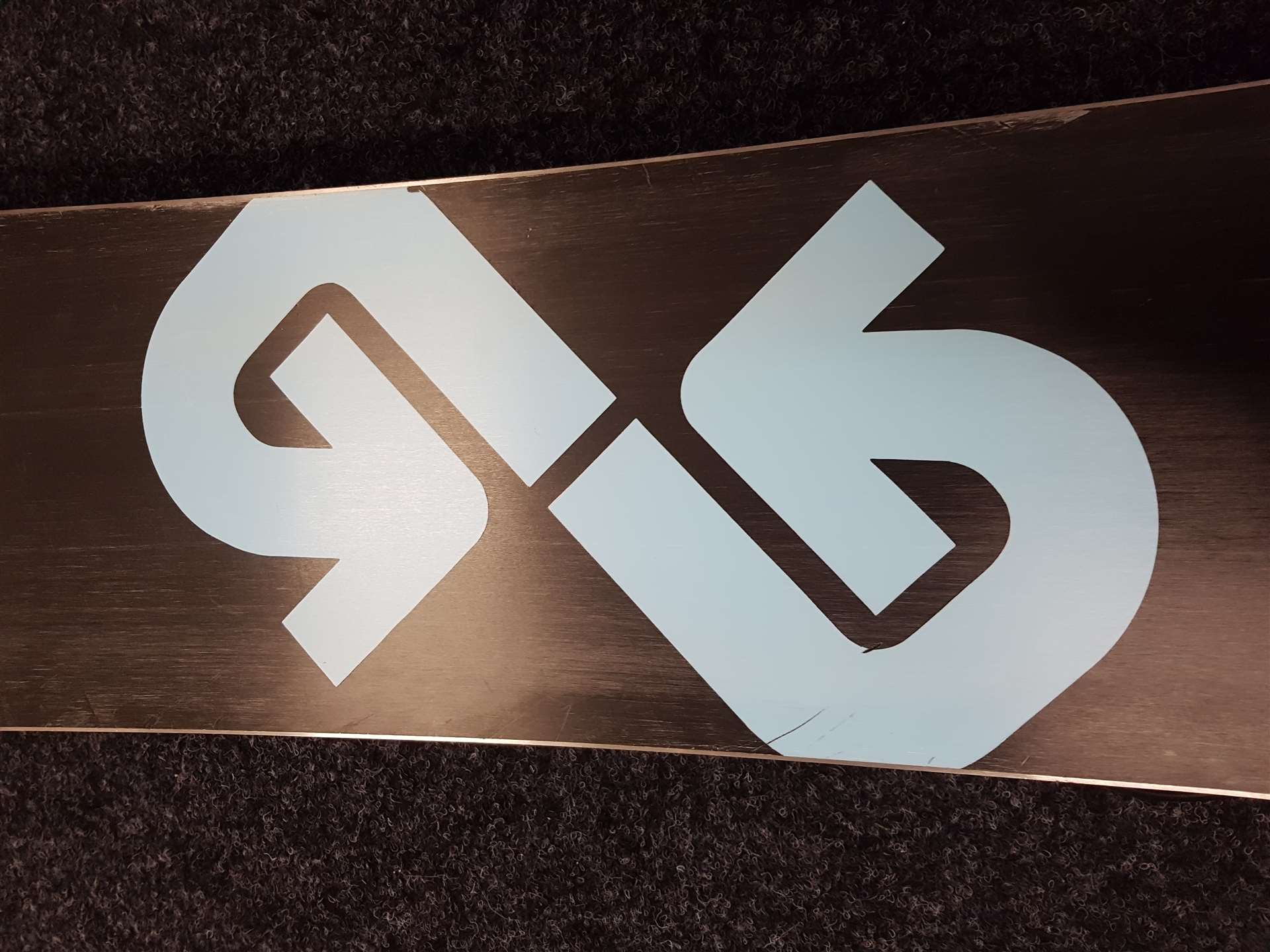 Použitý snowboard BURTON LTR + viazanie Salomon veľkosť XS/S