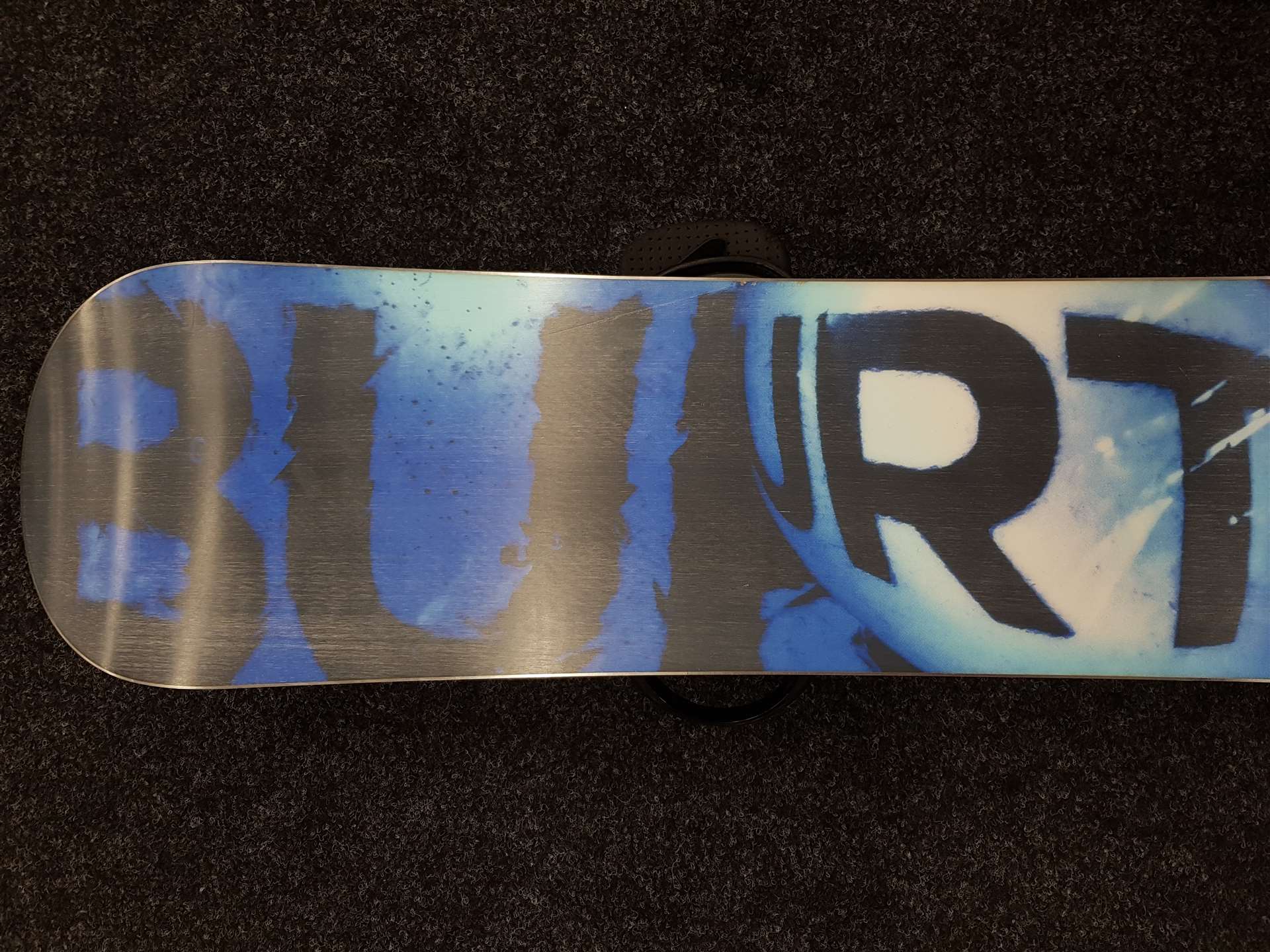 Použitý snowboard BURTON Clash + viazanie Burton veľkosť L