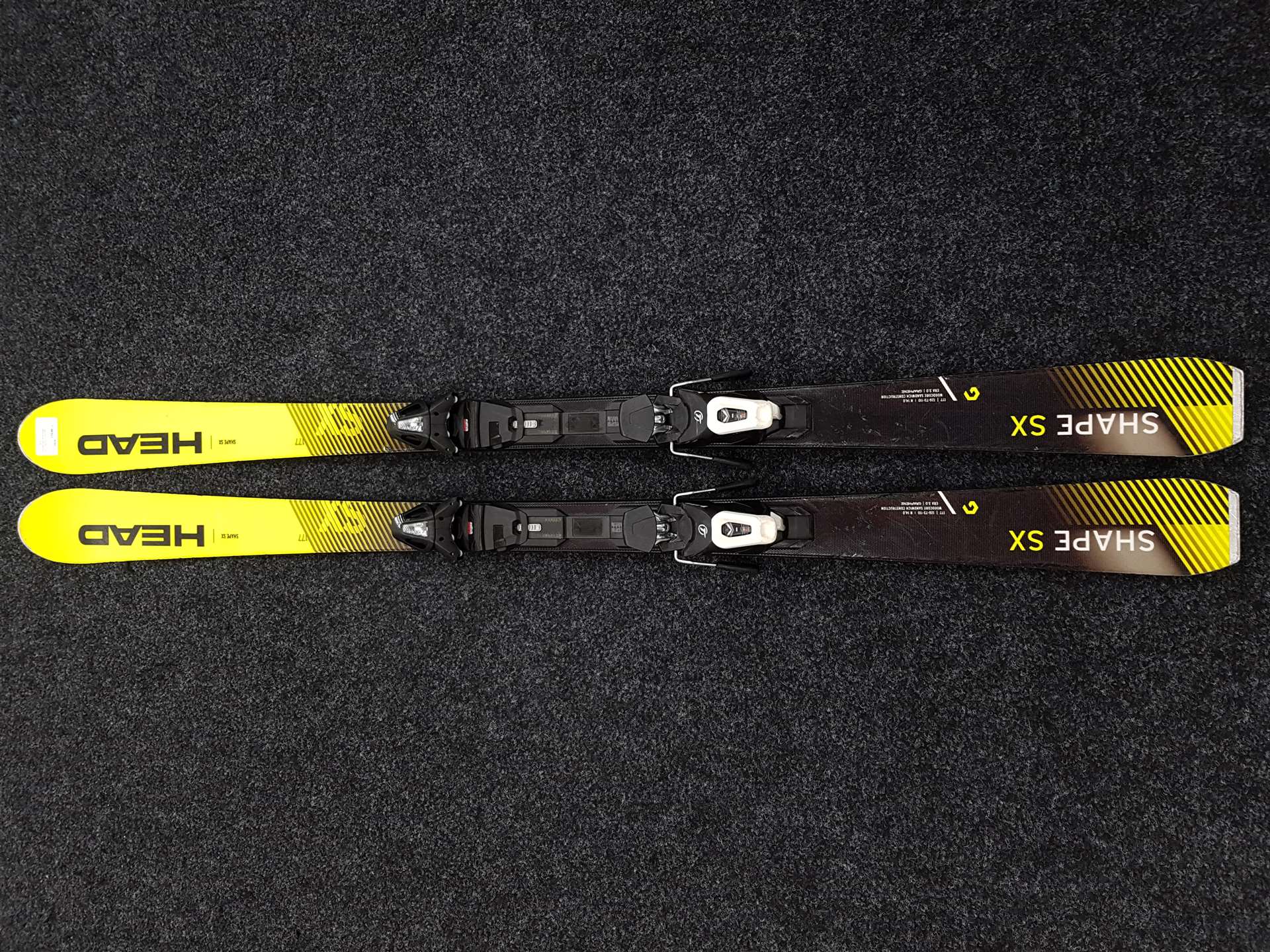 Použité lyže HEAD Shape SX + viazanie Tyrolia PR 11