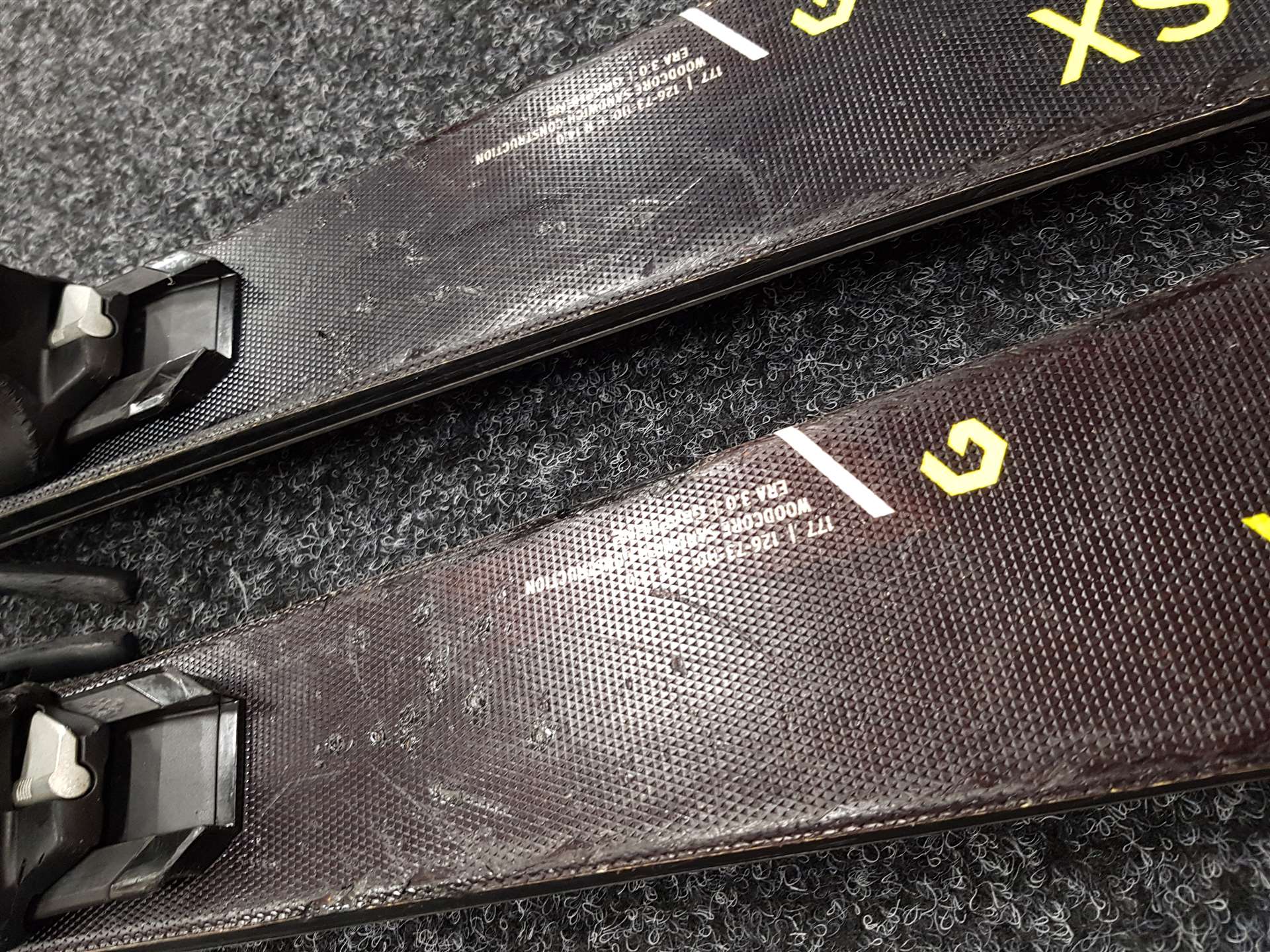 Použité lyže HEAD Shape SX + viazanie Tyrolia PR 11