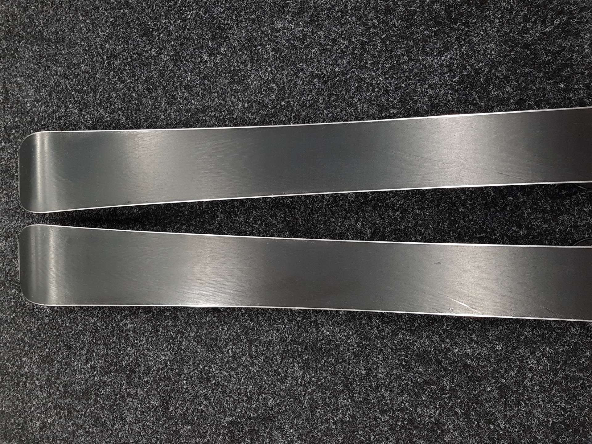 Použité lyže HEAD Shape SX + viazanie Tyrolia PR 11