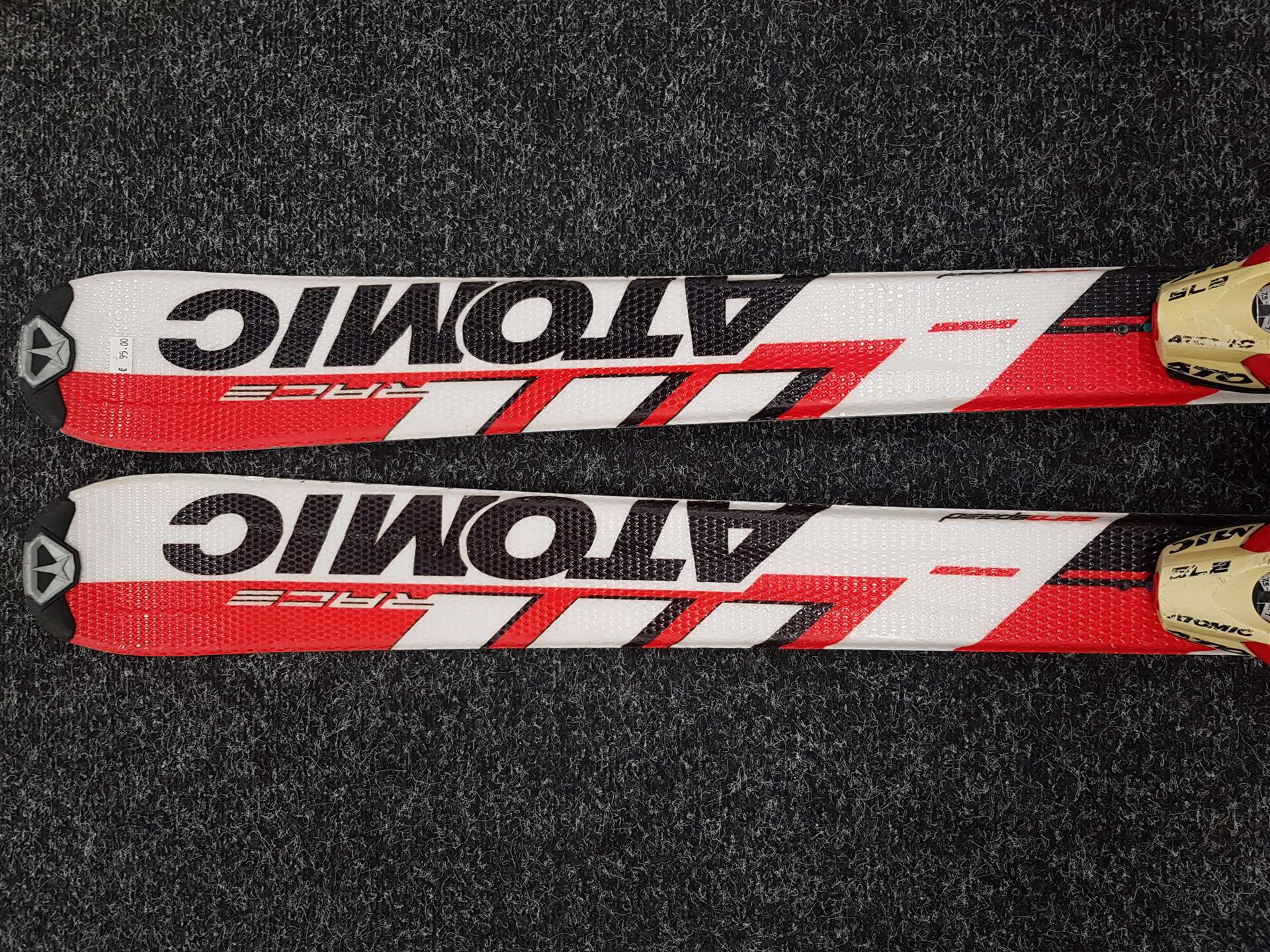 Použité lyže Atomic Race SL