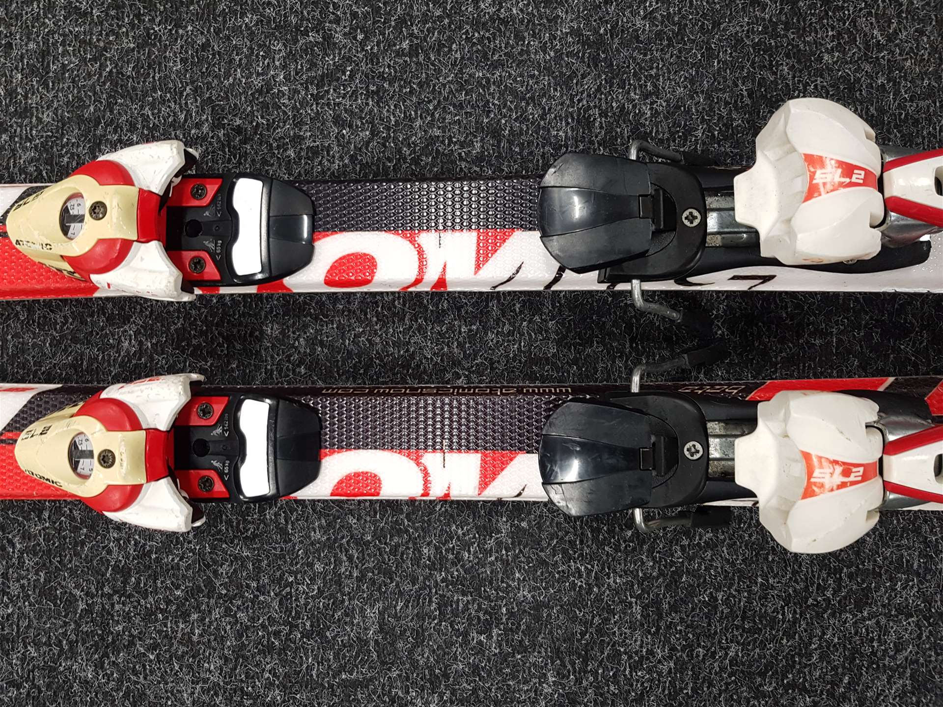 Použité lyže Atomic Race SL