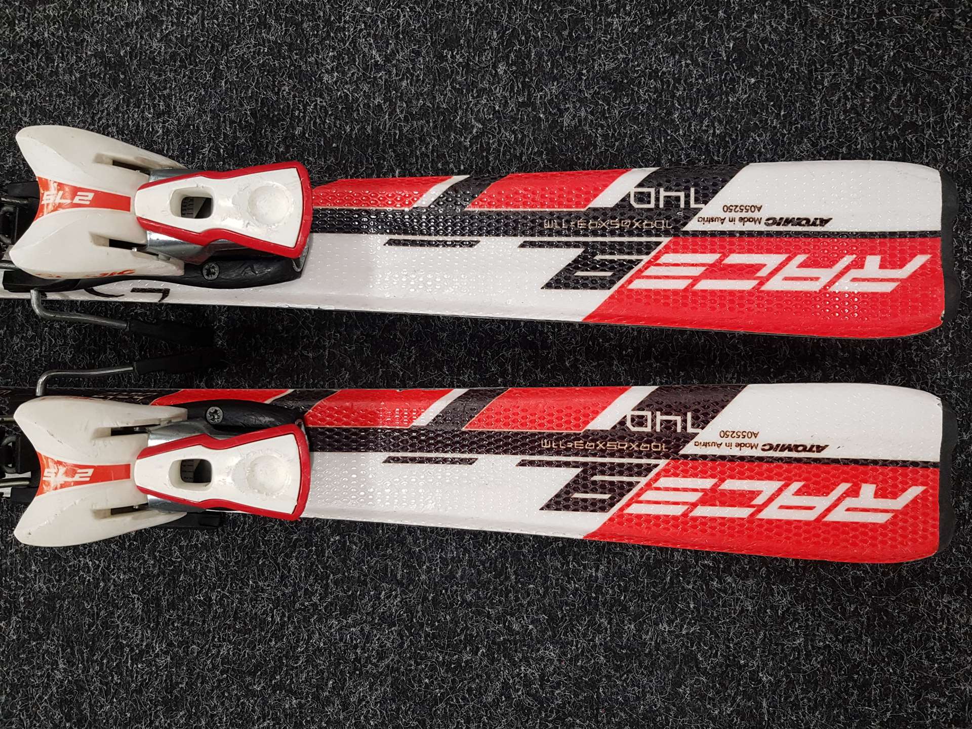 Použité lyže Atomic Race SL