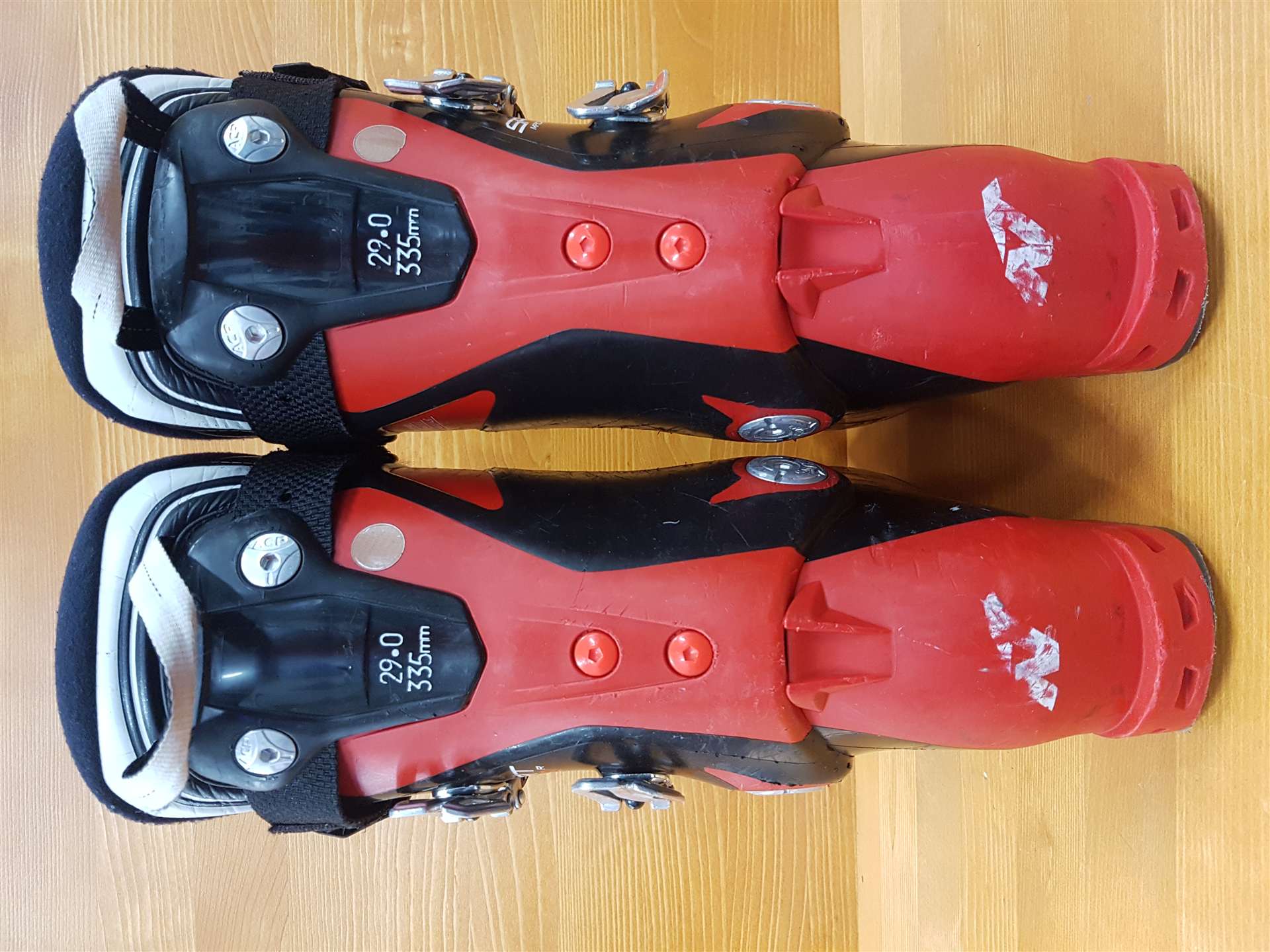 Použité lyžiarky NORDICA SPORT MACHINE 90