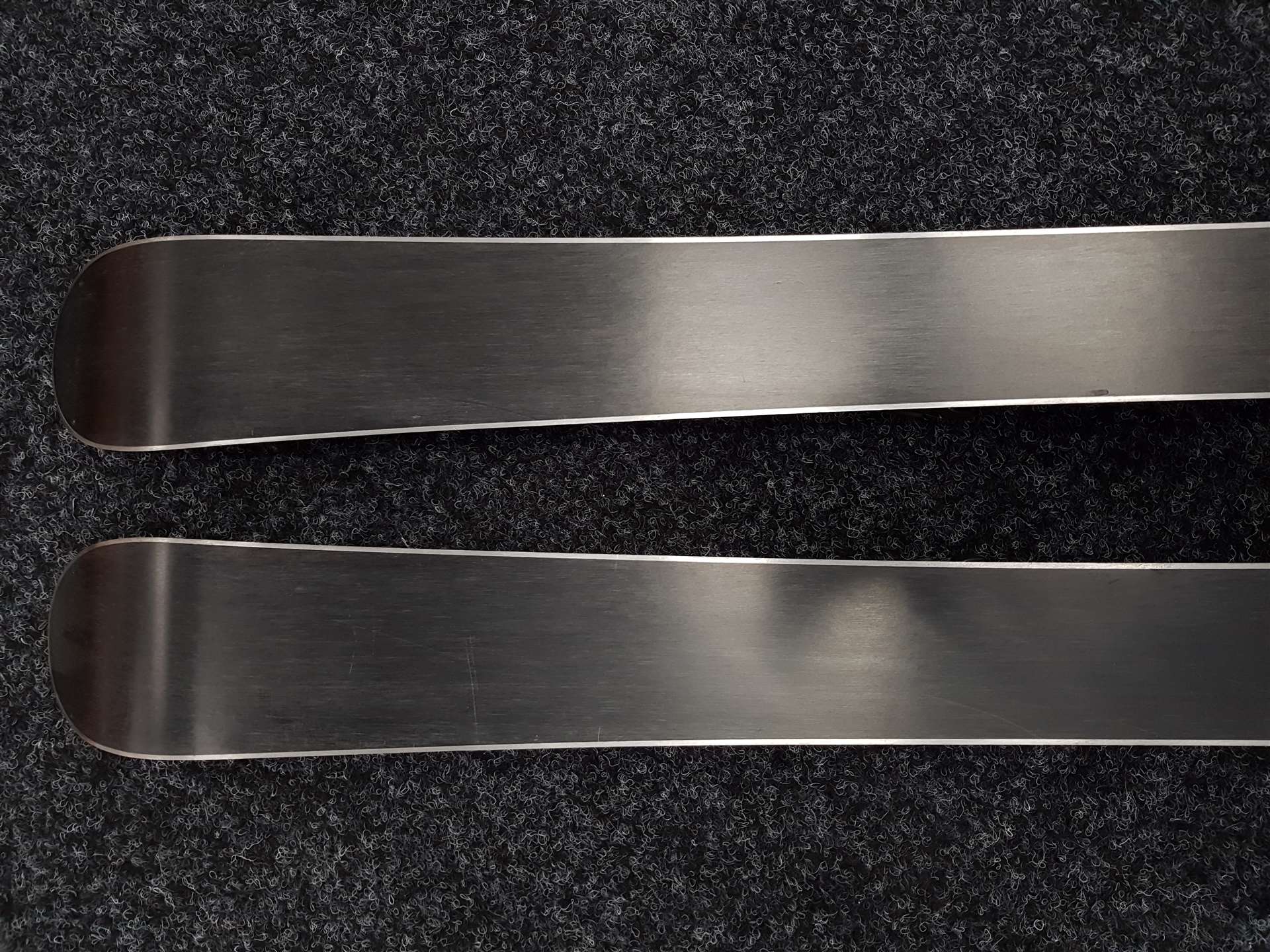 Použité lyže VOLKL Racetiger GS  + viazanie Marker 4,5