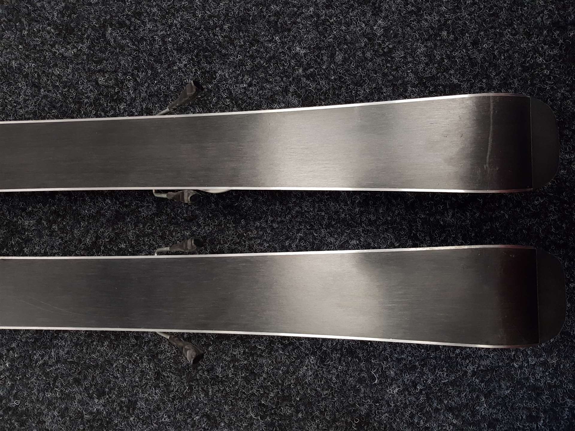 Použité lyže VOLKL Racetiger GS  + viazanie Marker 4,5