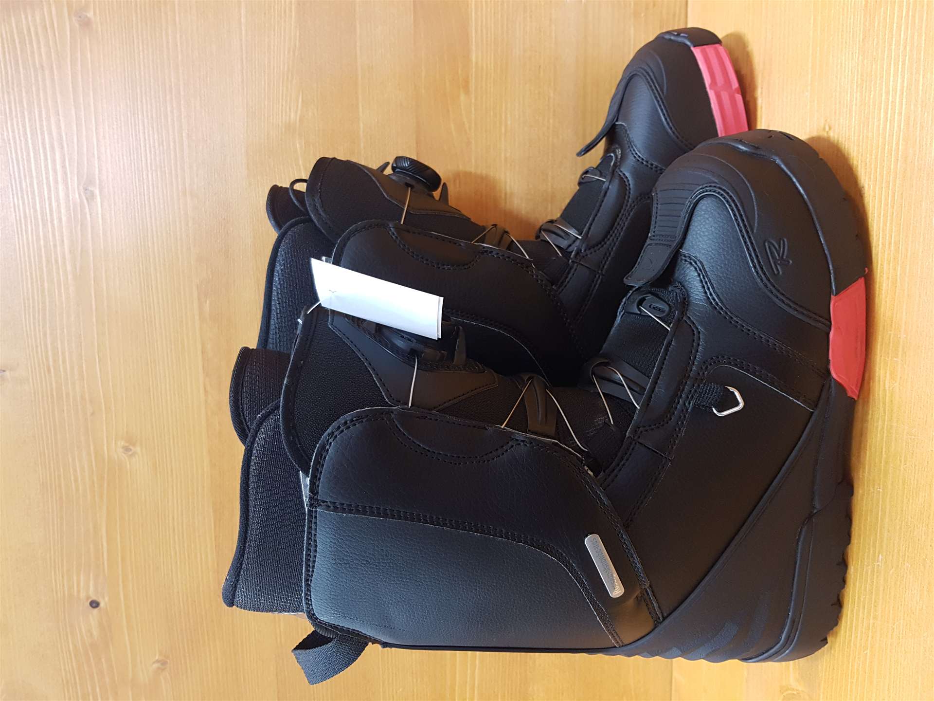 Použité snowboardové topánky ROSSIGNOL Excite Boa