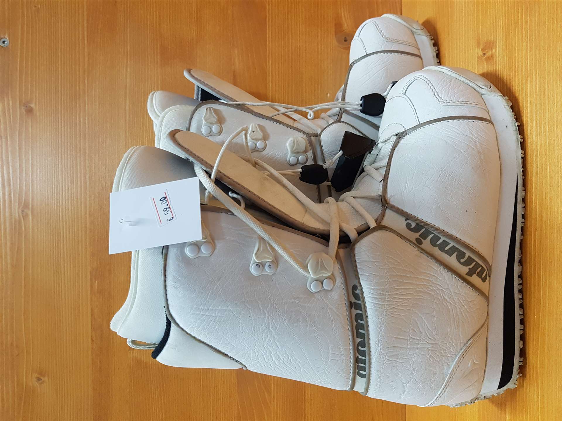 Použité snowboardové topánky ATOMIC Snowboarding