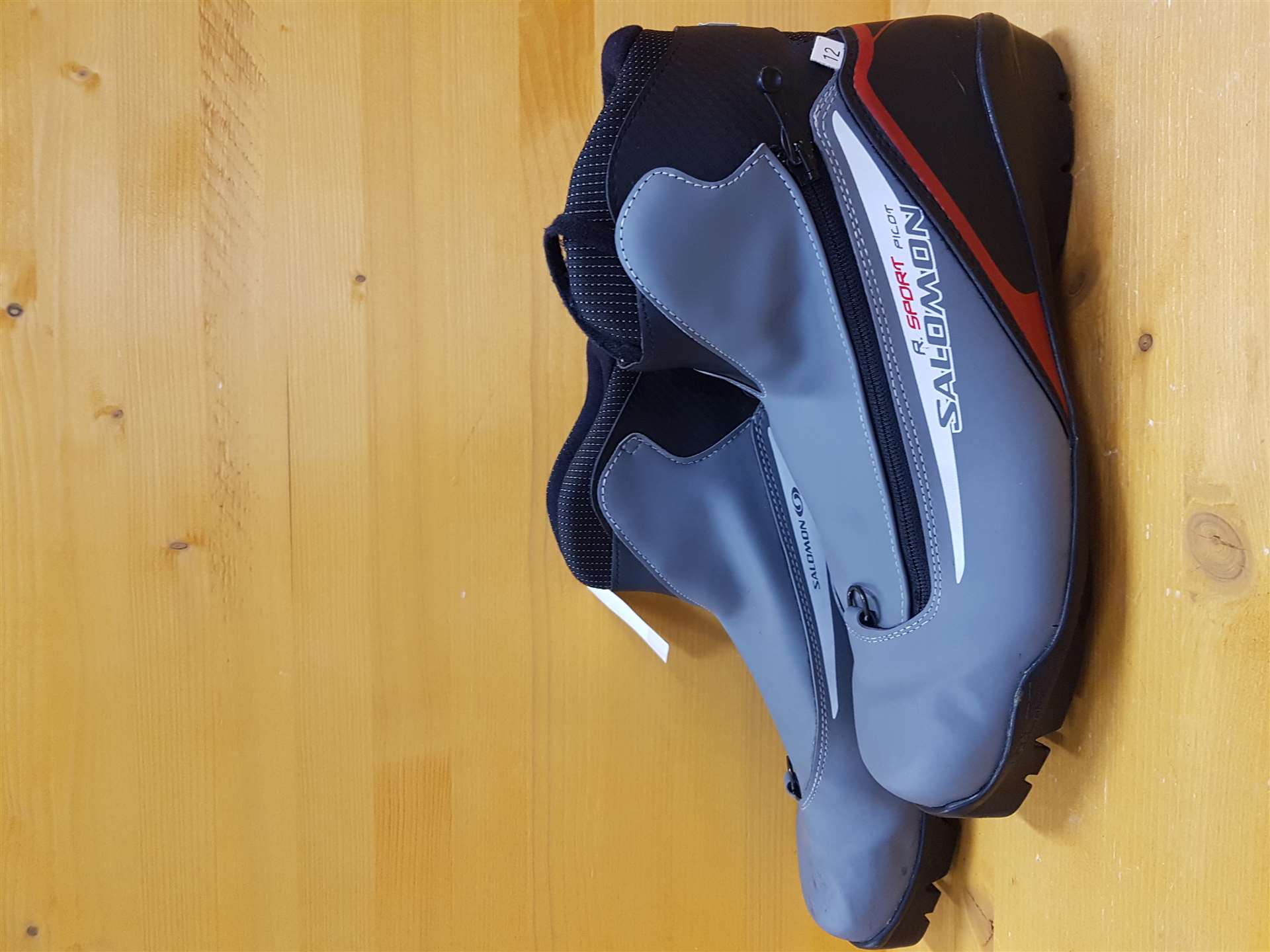Použitá bežecká obuv Salomon R Sport Pilot