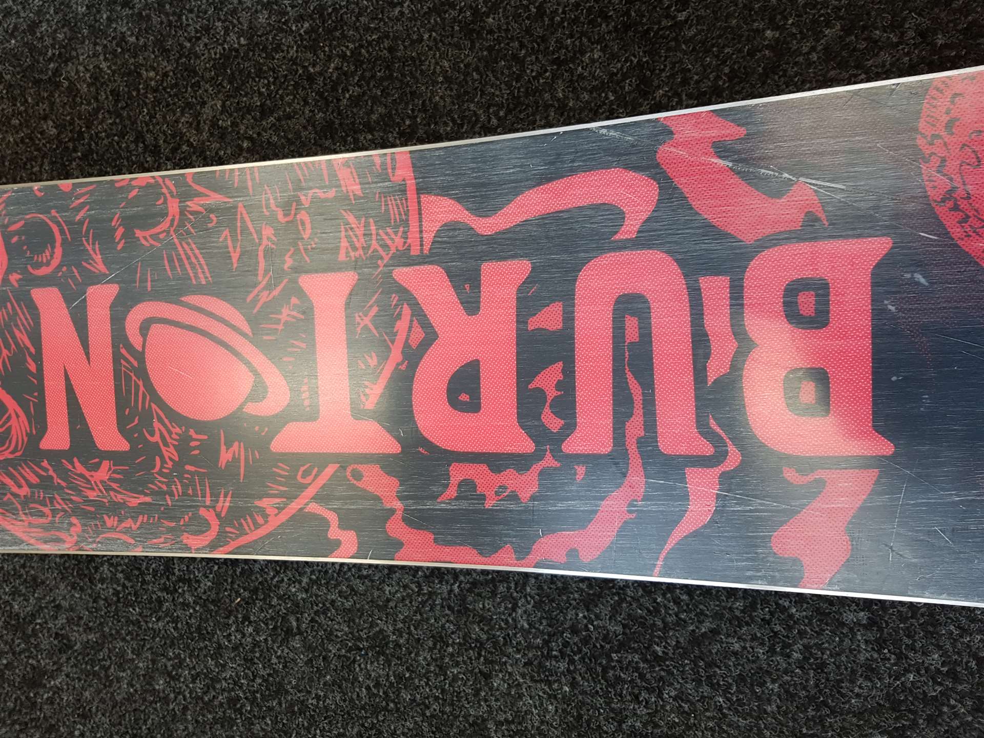 Použitý snowboard BURTON LTR 120 + viazanie Salomon veľkosť XS/S/M