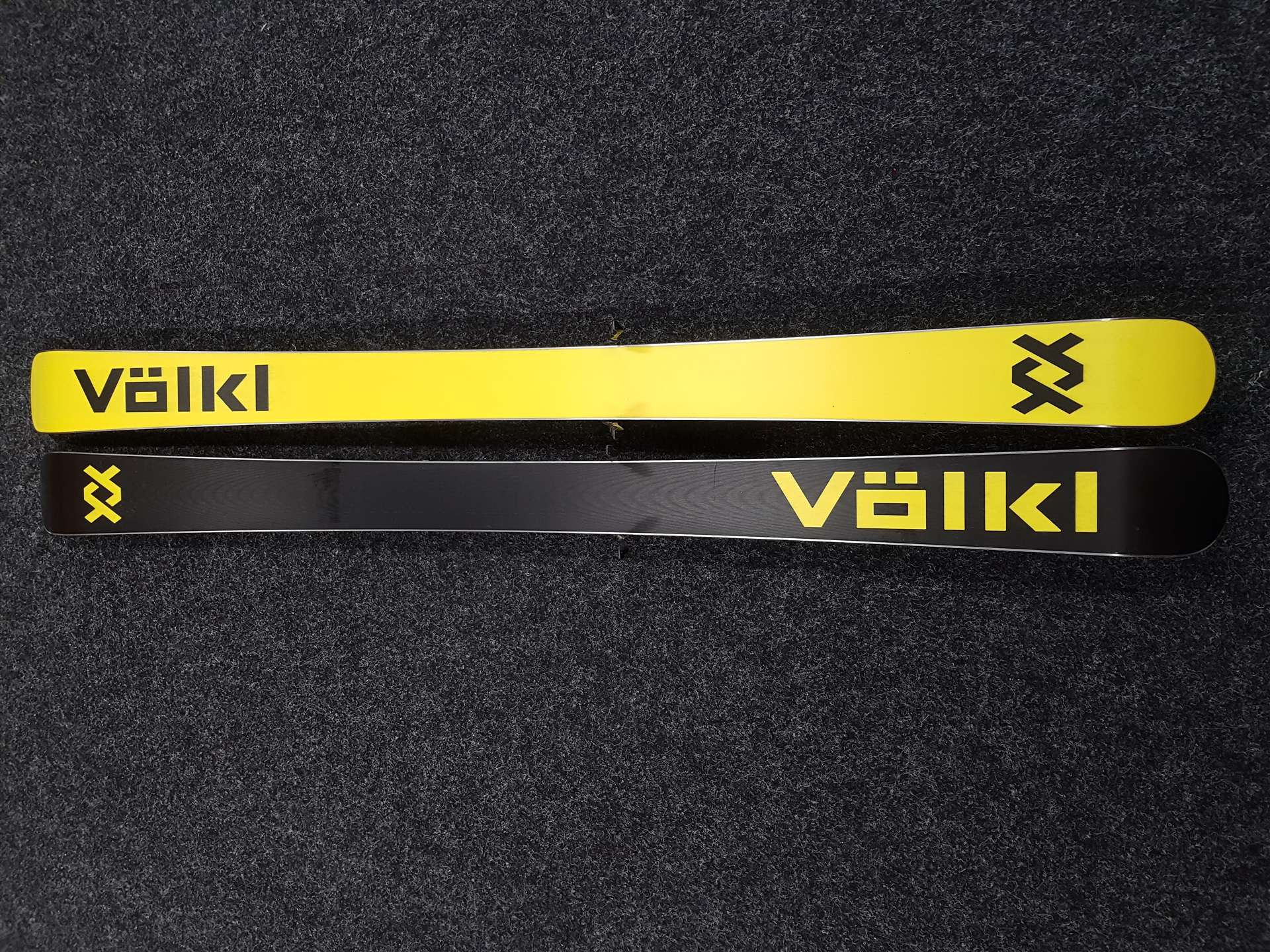 Použité freestyle lyže VOLKL Bash 86 + viazanie Marker Squire 11