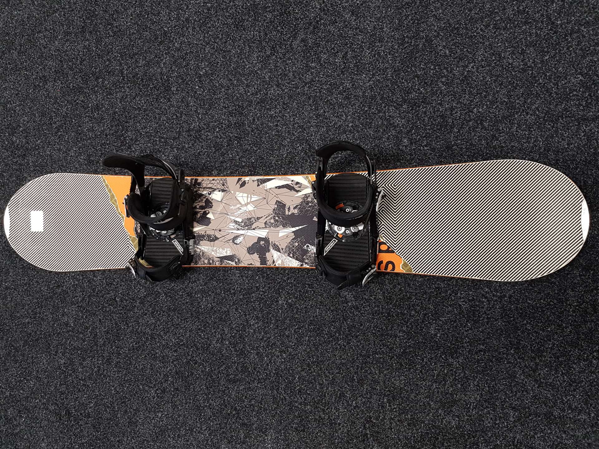 Použitý snowboard Head + viazanie Head veľkosť L/XL